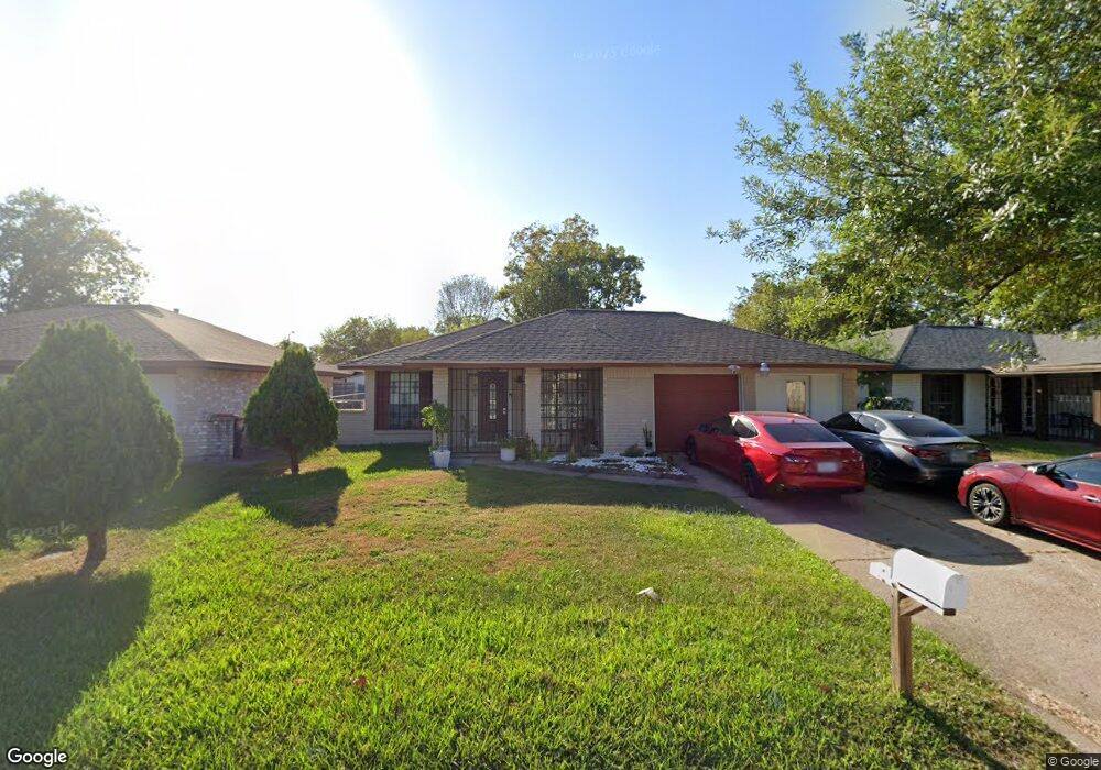 10555 Lakebrook Dr, Houston, TX 77038 - photo 1