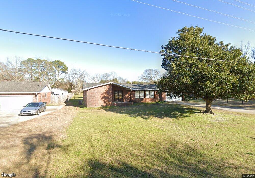 106 Avalon Cir, Warner Robins, GA 31093 - photo 1