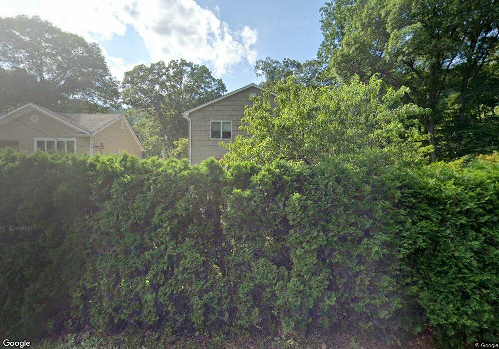 424 Pythian Ave, Hawthorne, NY 10532 - photo 1