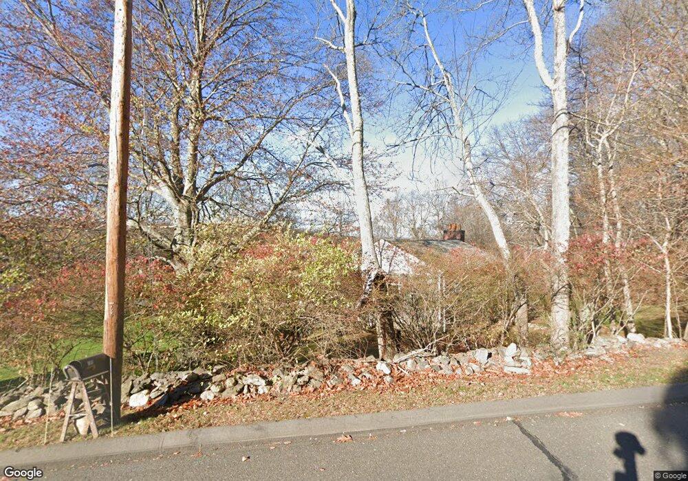 116 Taunton Hill Rd, Newtown, CT 06470 - photo 1