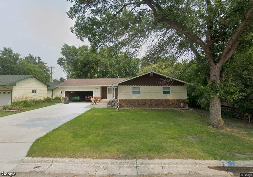 1206 6th Ave NW, Jamestown, ND 58401 - photo 1