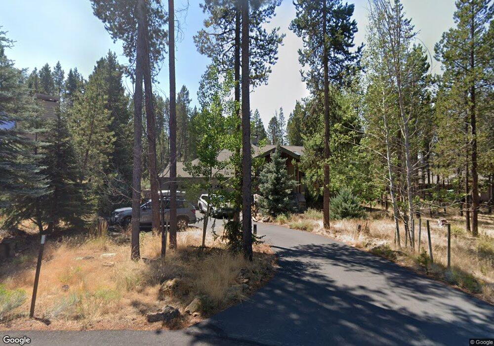 18211 Mt Rose Ln, Bend, OR 97707 - photo 1
