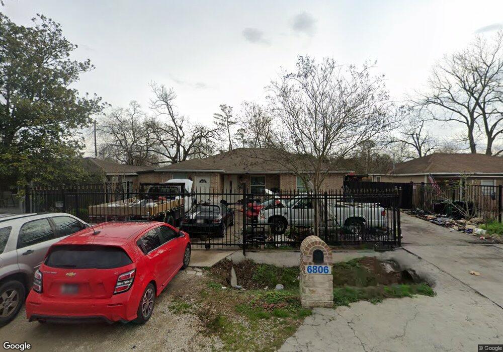 6806 Cathcart Dr, Houston, TX 77091 - photo 1