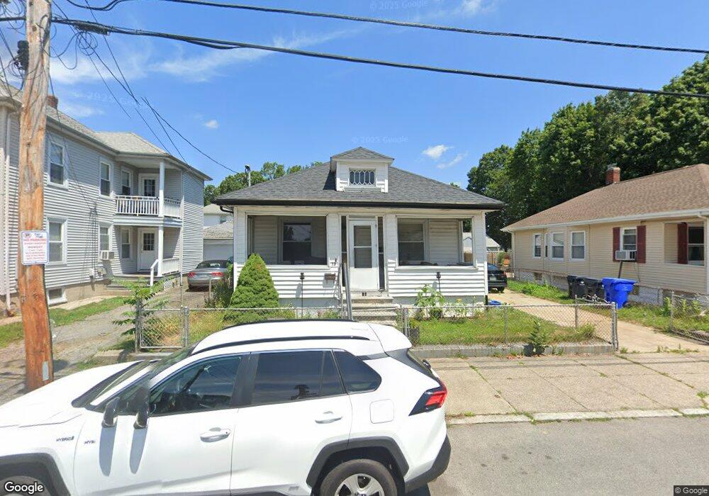 32 Chaplin St, Pawtucket, RI 02861 - photo 1