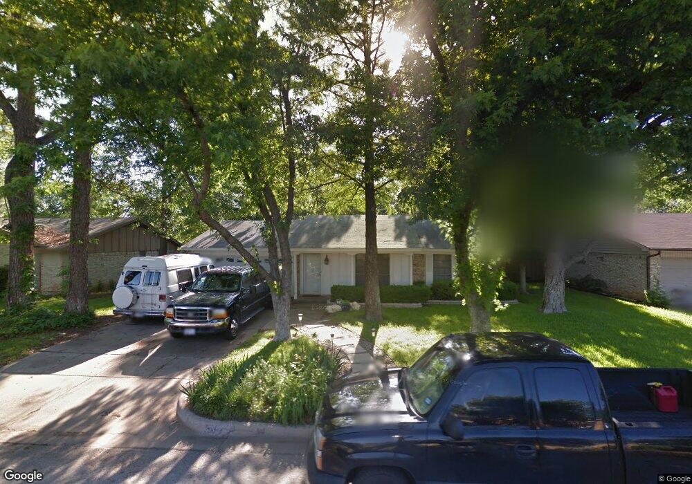 816 Warwick St, Bedford, TX 76022 - photo 1