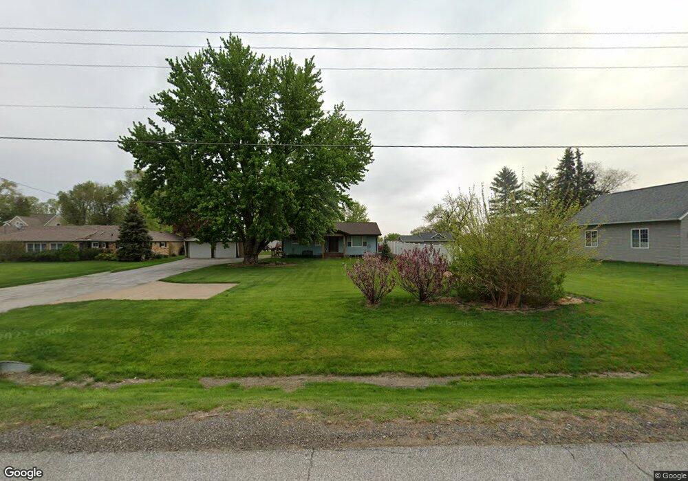 6130 W Kimberly Rd, Davenport, IA 52806 - photo 1