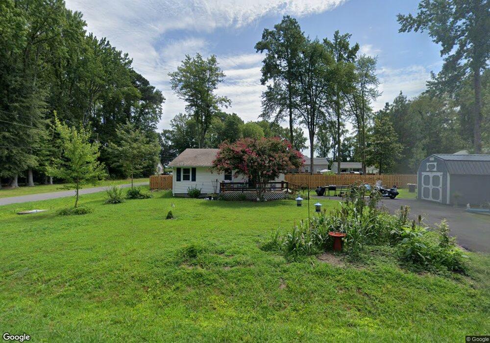 468 Nicholson Dr, Colonial Beach, VA 22443 - photo 1