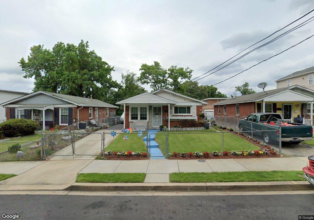 5408 D St SE, Washington, DC 20019 - photo 1