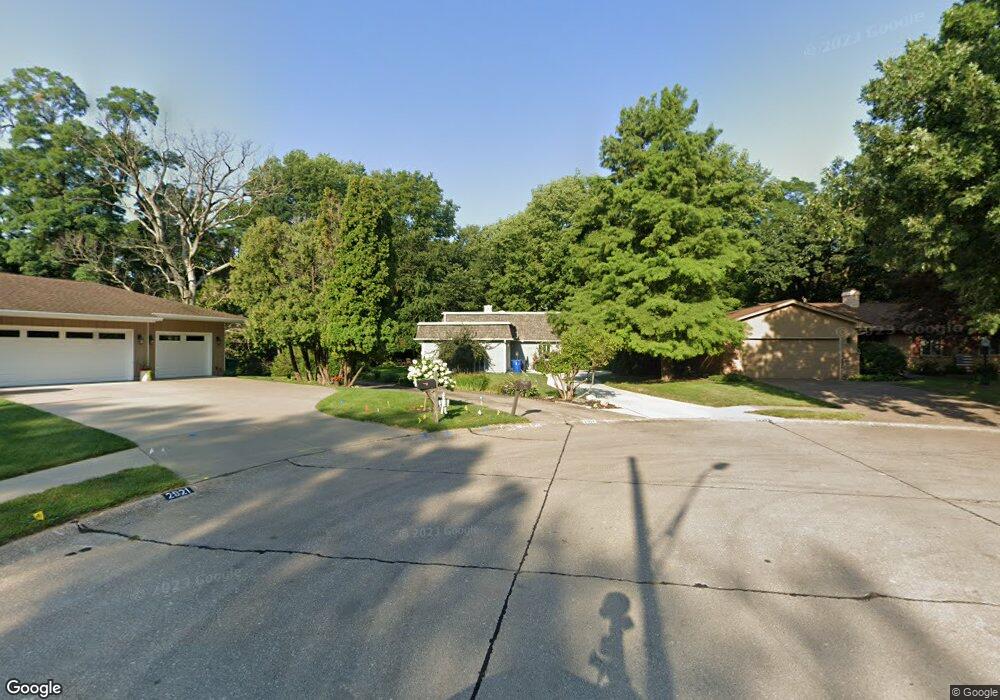 2917 2nd St, Moline, IL 61265 - photo 1