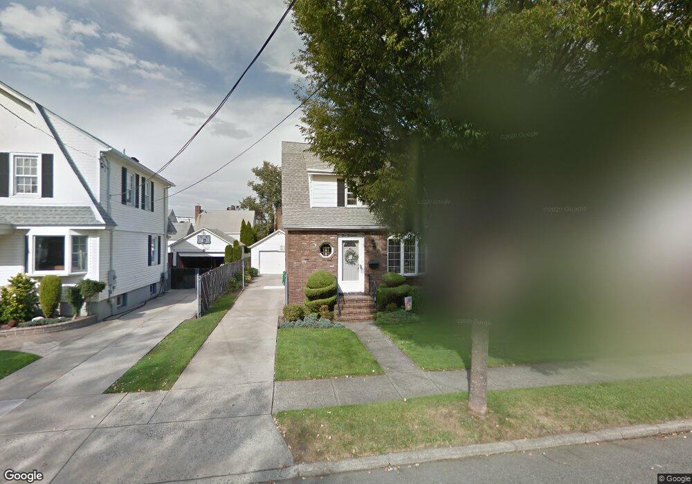 517 7th Ave, New Hyde Park, NY 11040 - photo 1