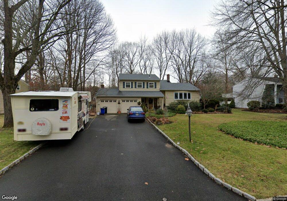 129 Briarwood Dr W, Berkeley Heights, NJ 07922 - photo 1