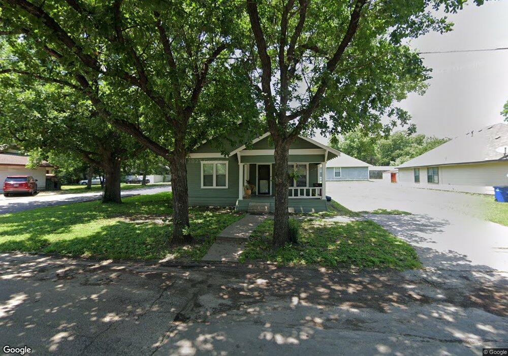 410 W Baldridge St, Ennis, TX 75119 - photo 1
