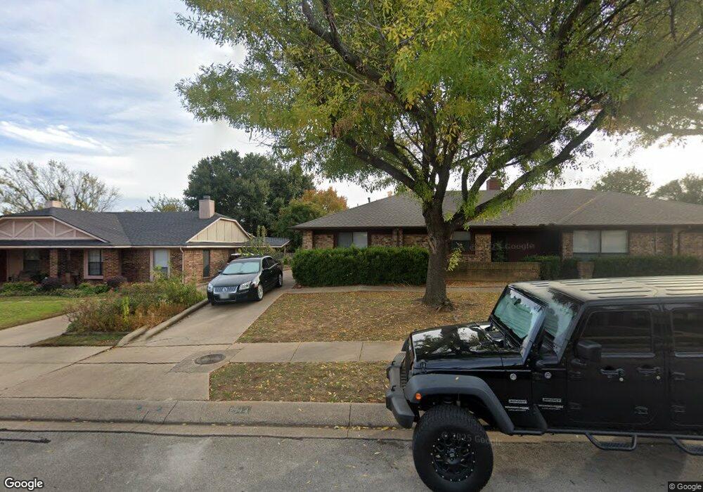 2344 Chestnut Way, Bedford, TX 76022 - photo 1