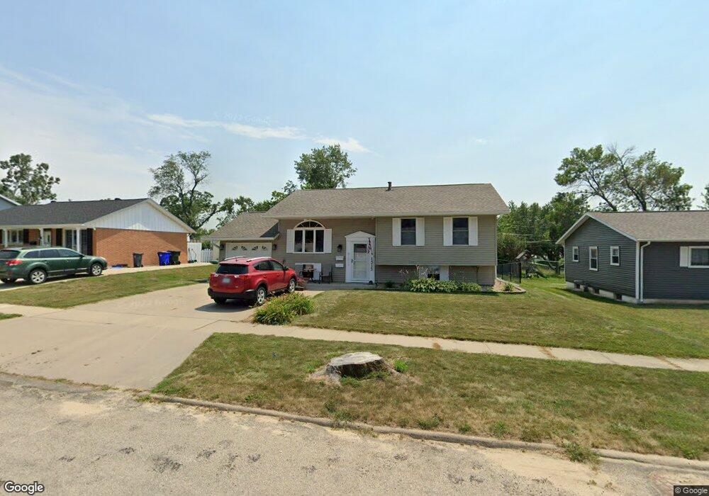 1513 Pawnee Dr NW, Cedar Rapids, IA 52405 - photo 1