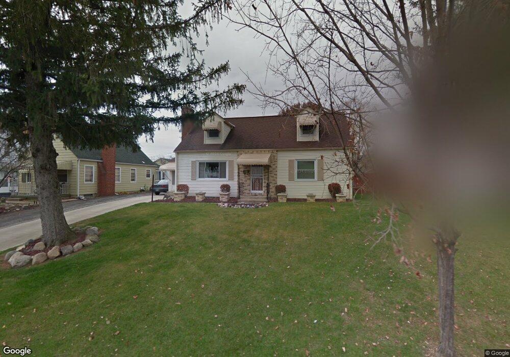 447 Demorest Rd, Columbus, OH 43204 - photo 1