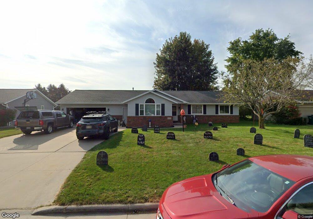 2129 W Hiawatha Dr, Appleton, WI 54914 - photo 1