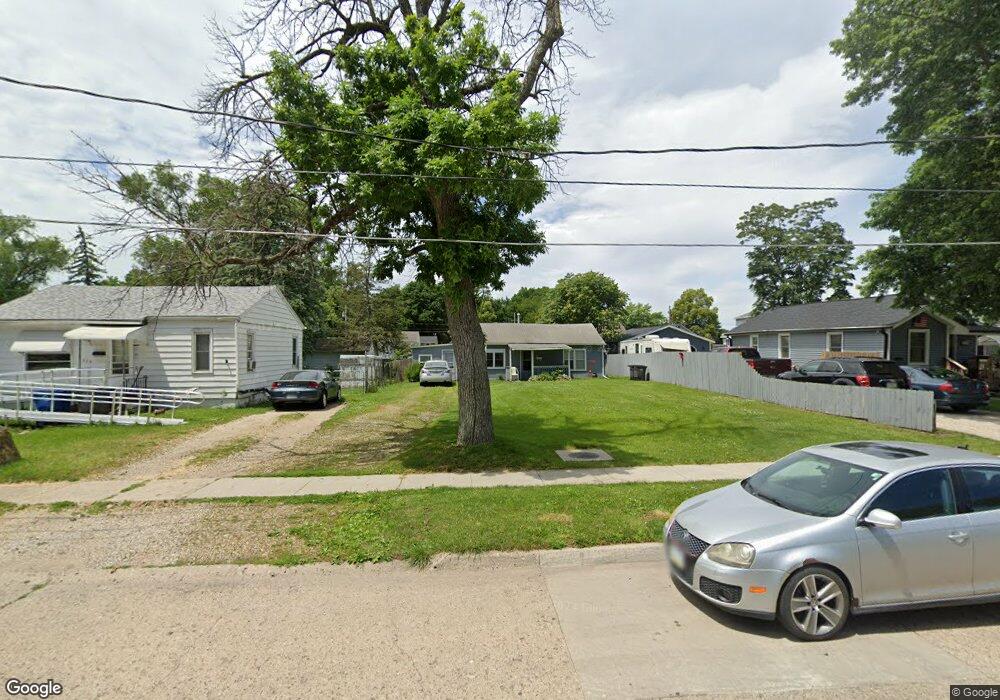 900 E 28th St, Des Moines, IA 50317 - photo 1
