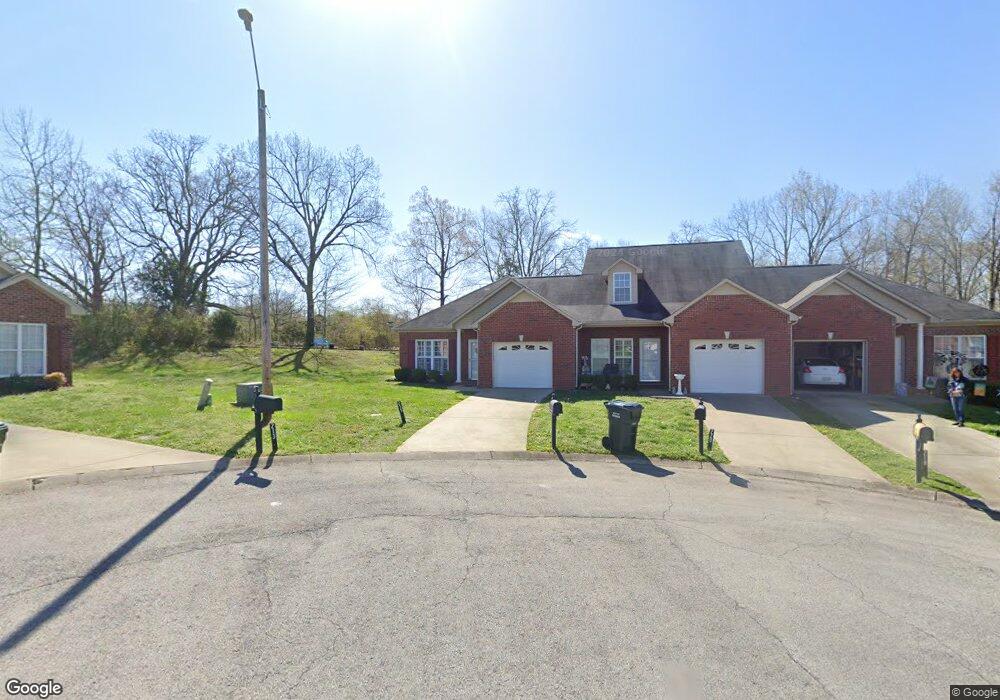 218 Johnstone Dr, Dickson, TN 37055 - photo 1