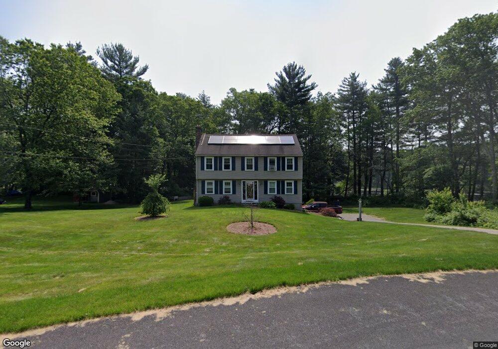 44 Pinewood Rd, Hudson, NH 03051 - photo 1