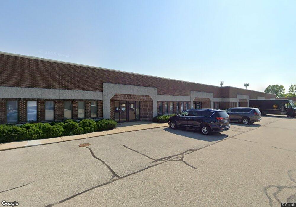 4301 Regency Dr, Glenview, IL 60025 - photo 1