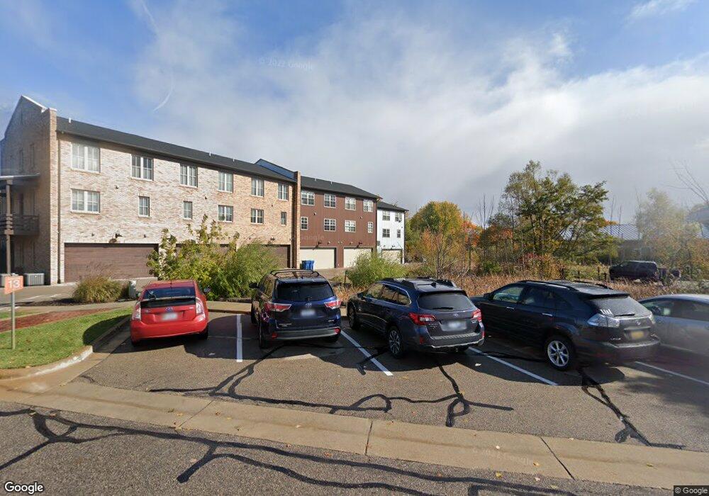 2018 Celadon Dr NE unit 104, Grand Rapids, MI 49525 - photo 1