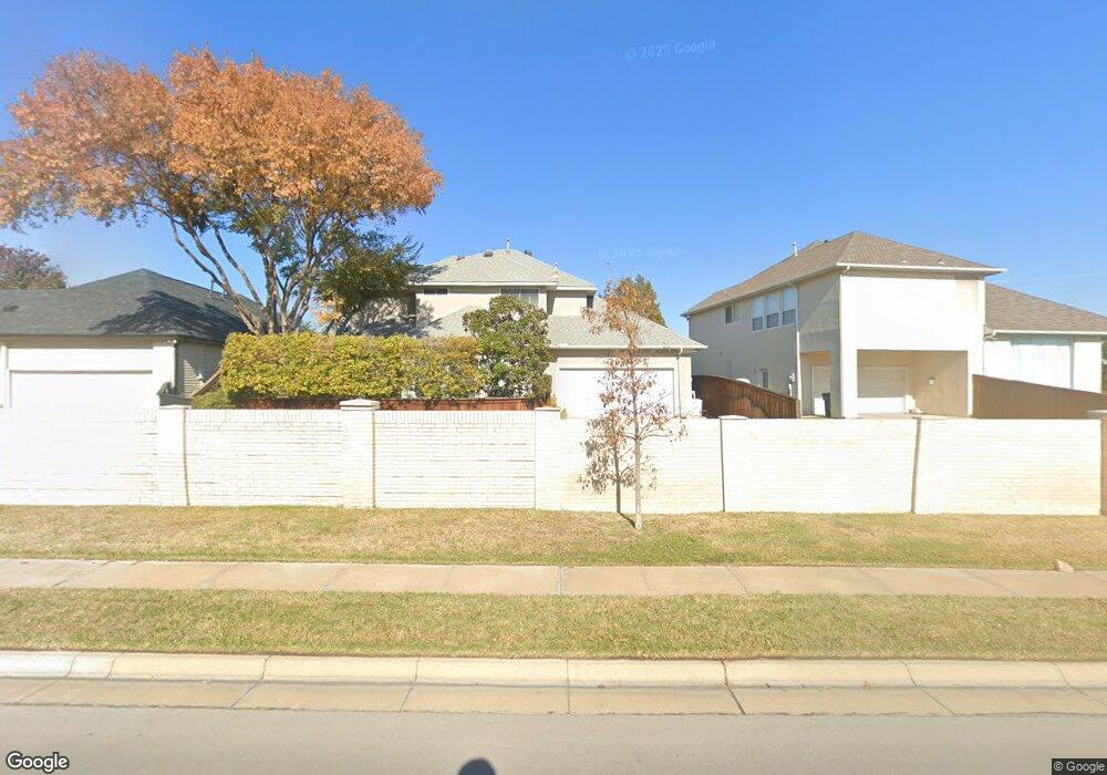 2204 Bedford Cir, Bedford, TX 76021 - photo 1