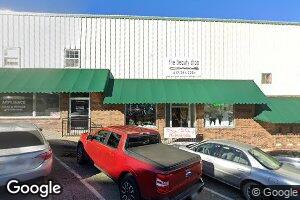 204 Chestnut St, Thayer, MO 65791