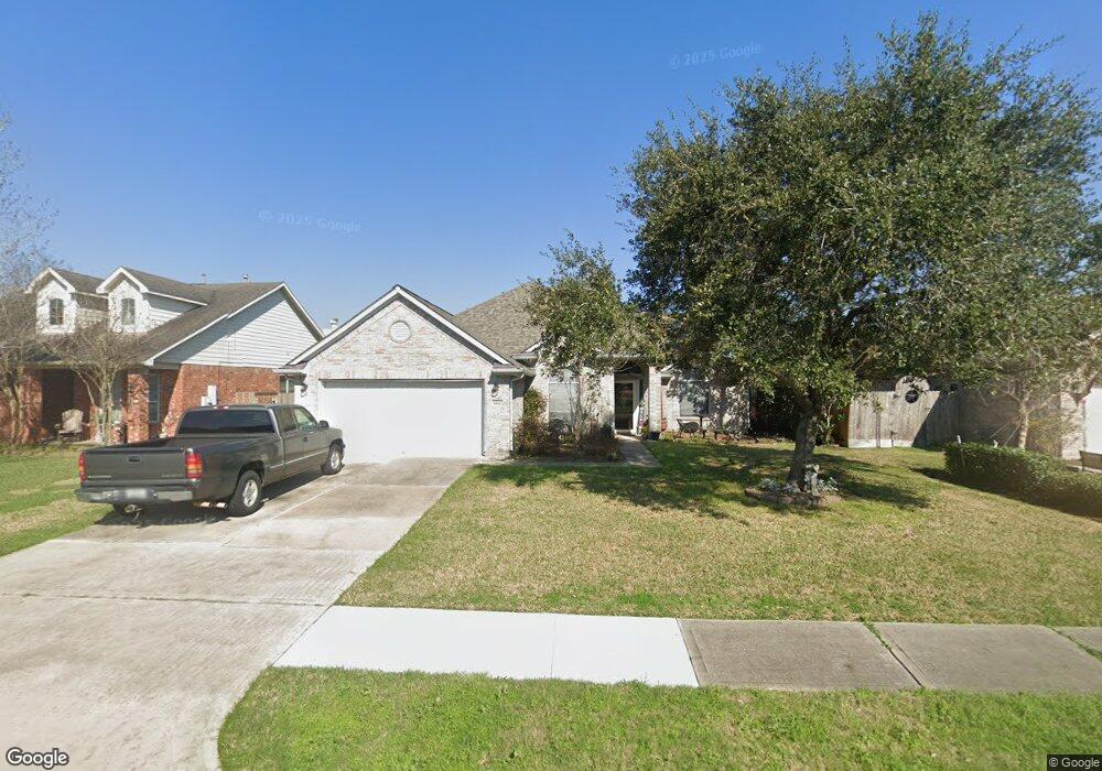 1043 Luke Dr, Alvin, TX 77511 - photo 1
