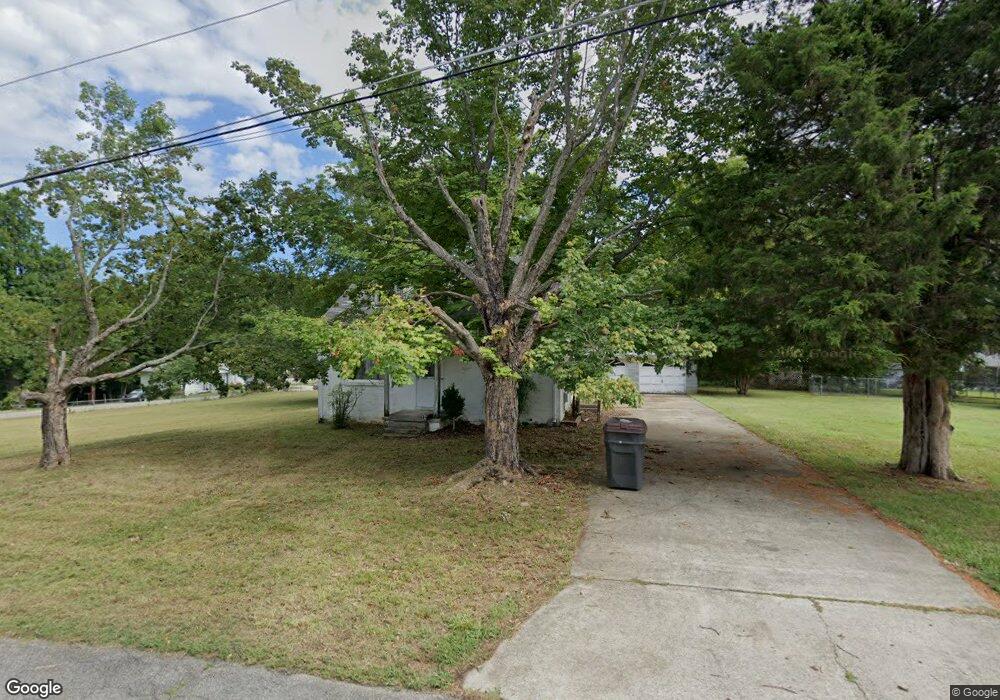 808 Robinson Cir, Reidsville, NC 27320 - photo 1