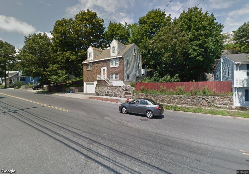 205 Walnut St, Lynn, MA 01905 - photo 1