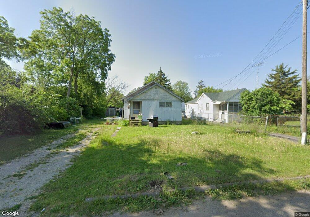 1097 N Cornell Ave, Flint, MI 48505 - photo 1