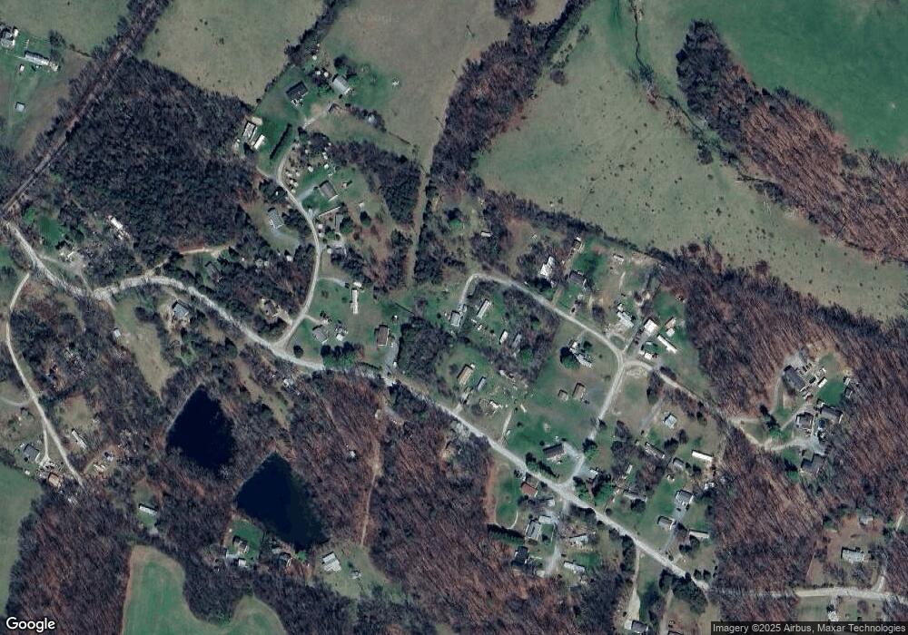 189 Lisa Ln, Shenandoah, VA 22849 - photo 1