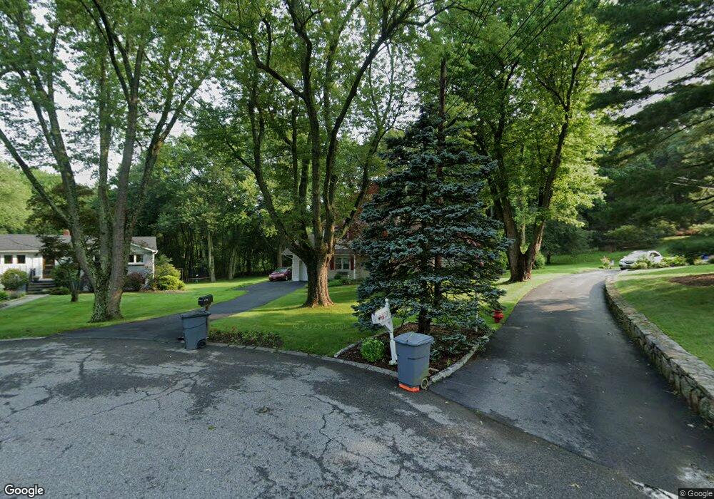 3276 Linda Ct, Yorktown Heights, NY 10598 - photo 1