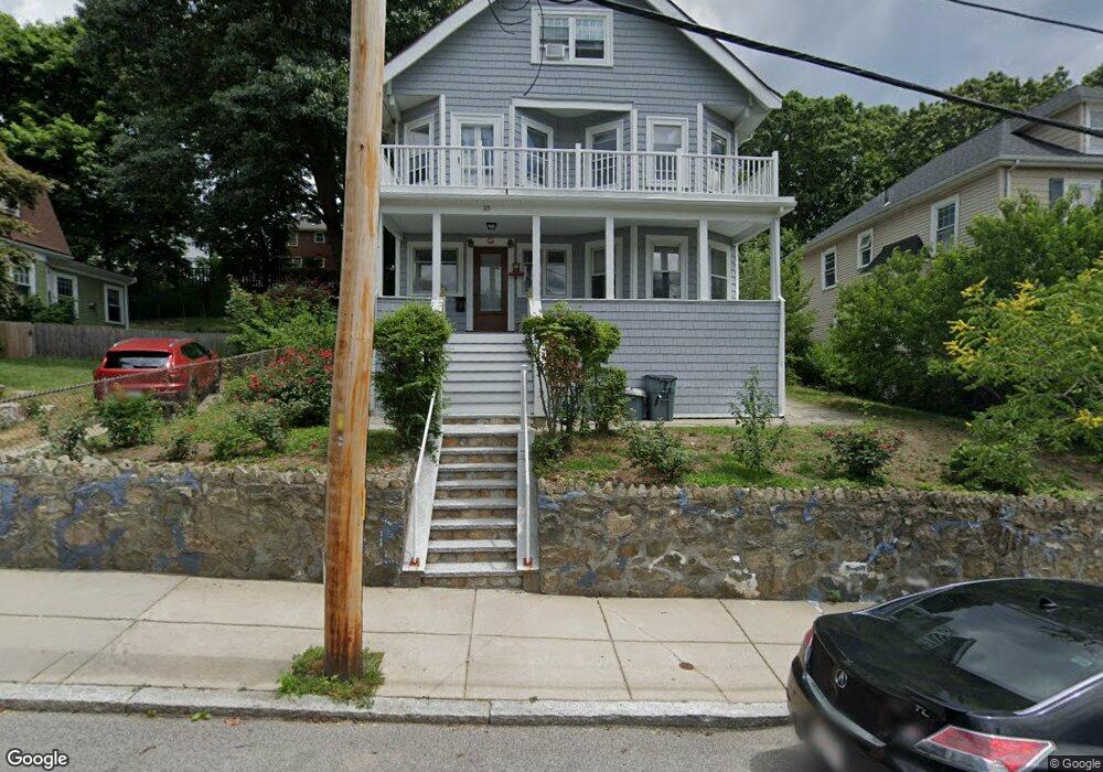 35 Manthorne Rd, West Roxbury, MA 02132 - photo 1