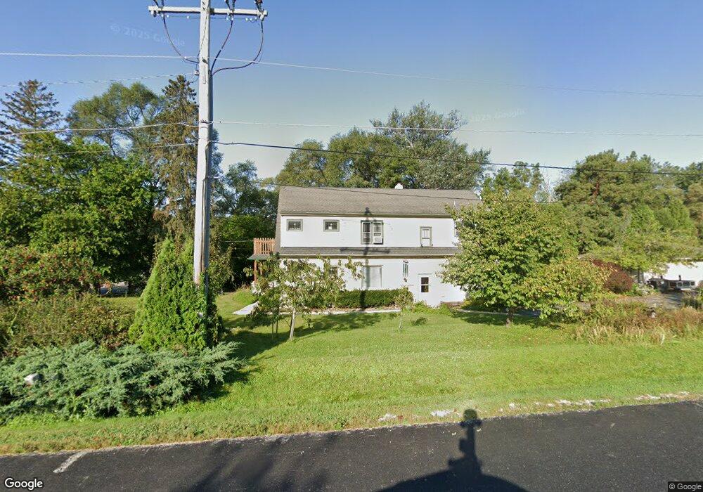 W137N7507 N Hills Dr, Menomonee Falls, WI 53051 - photo 1