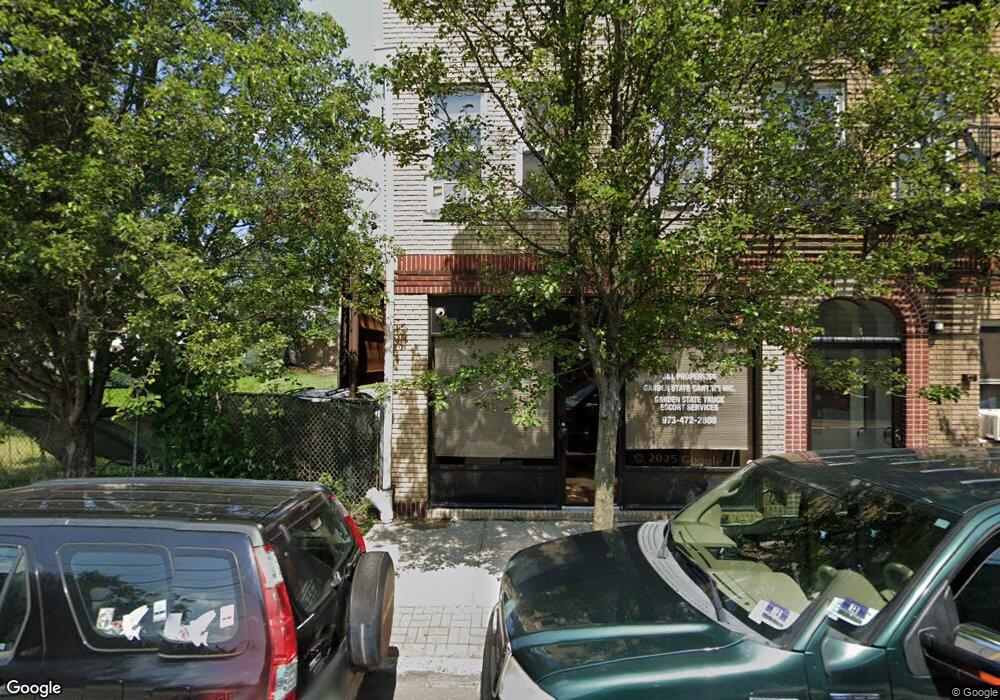 63 Wallington Ave, Wallington, NJ 07057 - photo 1