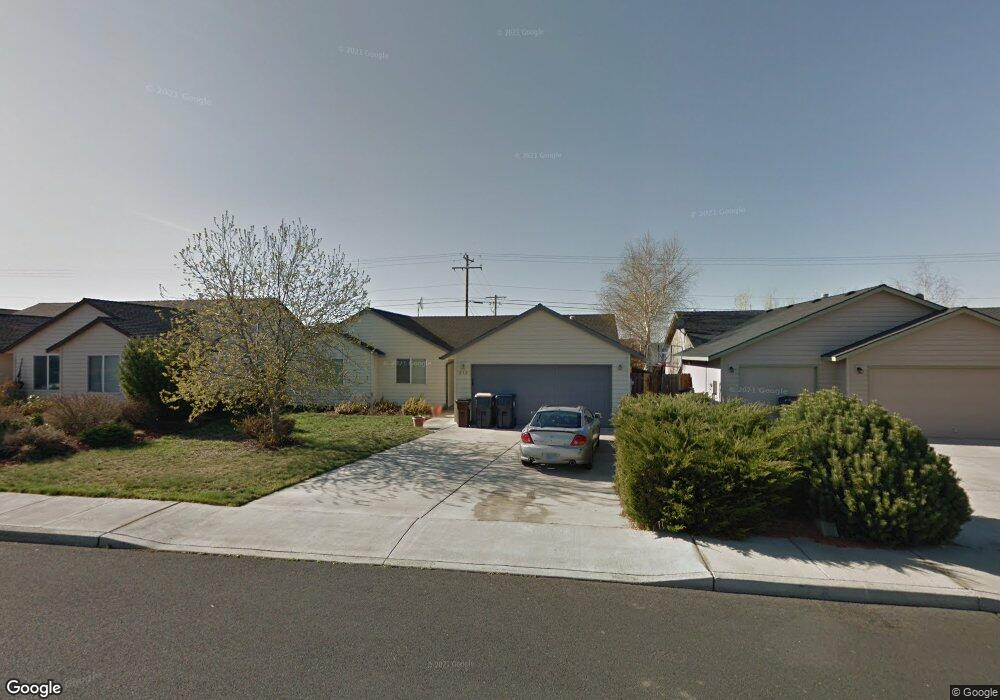 832 NE Negus Place, Redmond, OR 97756 - photo 1