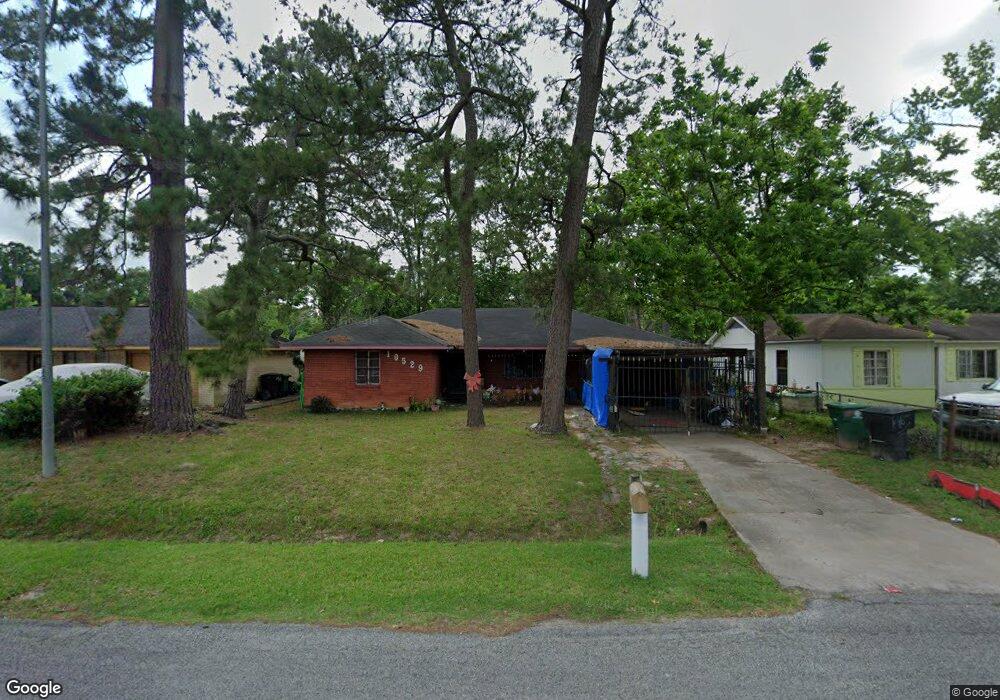 10529 Castleton St, Houston, TX 77016 - photo 1