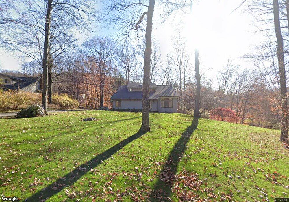 2 Cornell Rd, New Fairfield, CT 06812 - photo 1