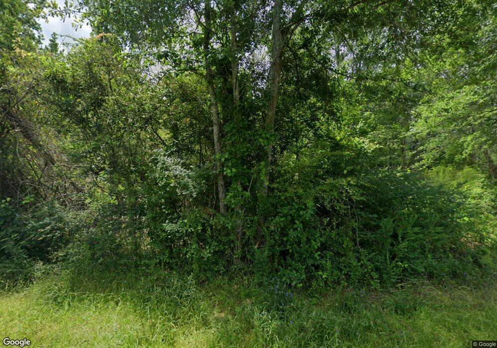 232 Holly Rd, Laurel, MS 39443 - photo 1