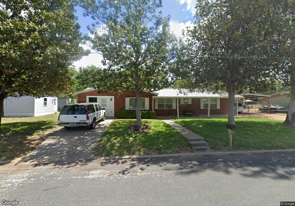 410 W Hackberry St, Fredericksburg, TX 78624 - photo 1