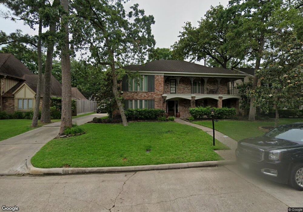 13706 Tosca Ln, Houston, TX 77079 - photo 1