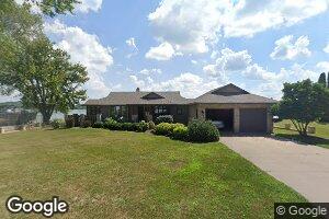 839 River Dr, Princeton, IA 52768