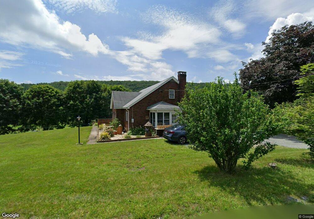 372 Mush Dahl Rd, New Ringgold, PA 17960 - photo 1