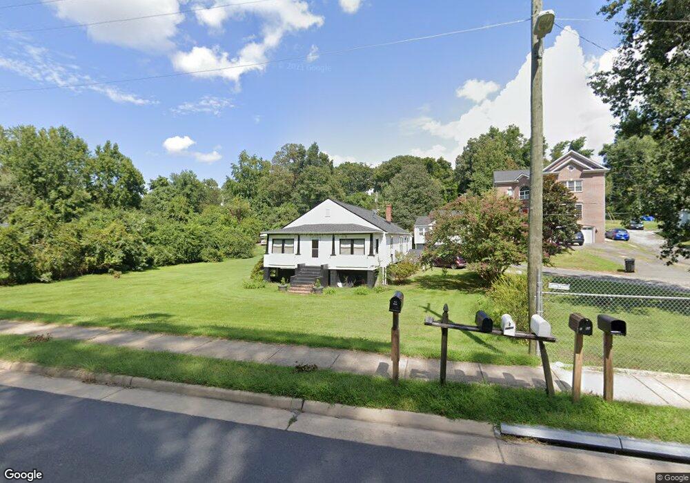 19020 Queen Dr, Triangle, VA 22172 - photo 1