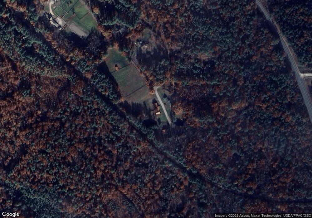 150 Old Farm Rd, Sanbornville, NH 03872 - photo 1