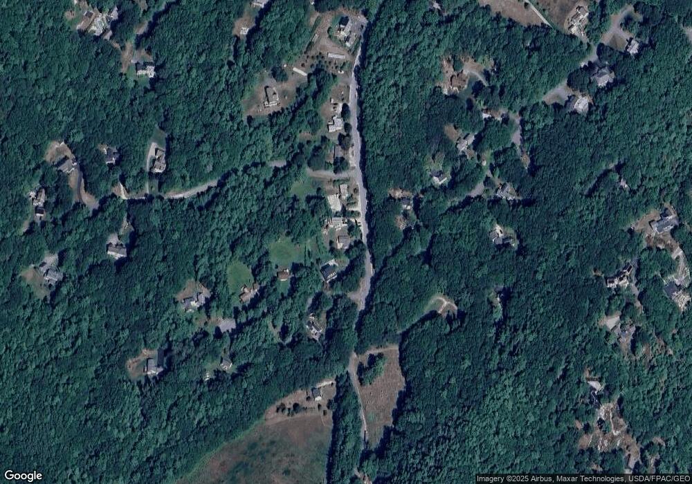 62 Pine St, Freeport, ME 04032 - photo 1