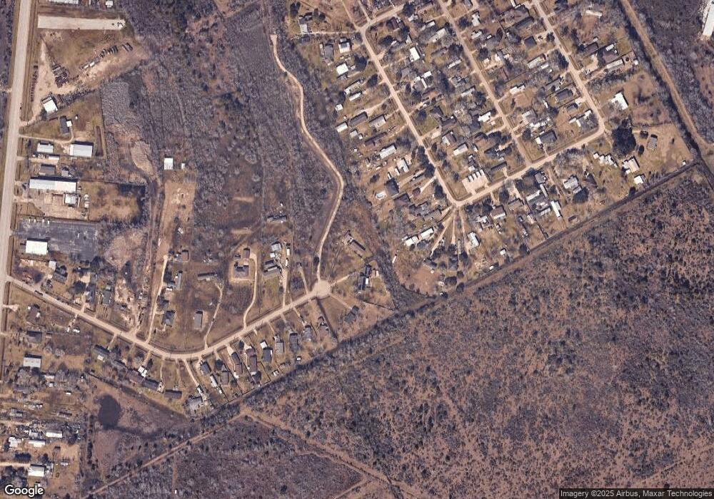 4901 Quail West Rd, Alvin, TX 77511 - photo 1