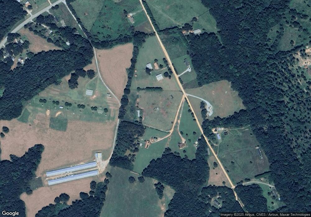 2491 Jasmine Trail Dr, Bowman, GA 30624 - photo 1