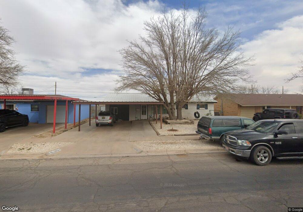 1622 N Steven Dr, Hobbs, NM 88240 - photo 1